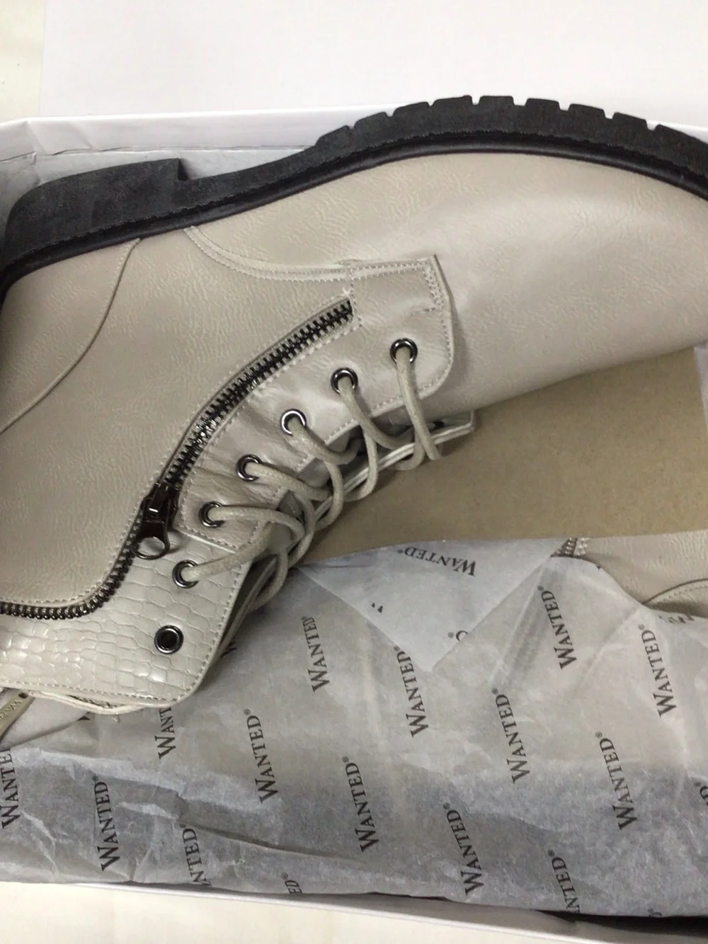 Wanted Light Gray Lace-Up Chukka Boots with Side Zipper